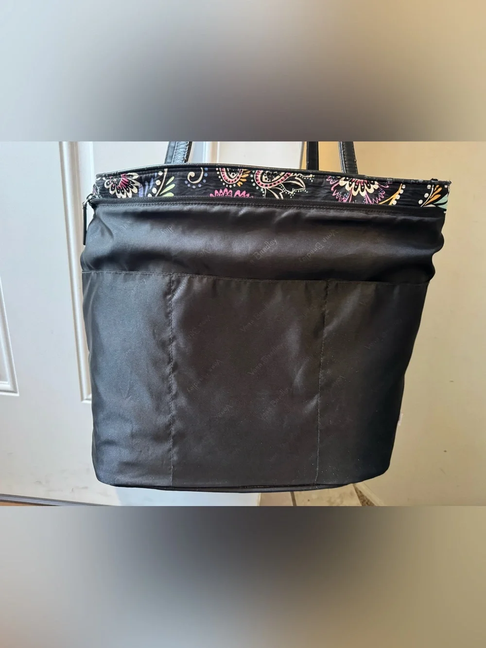 Vera Bradley Quilted Black Paisley Large Tote Bag w/leather trim (19”x14”x6”)